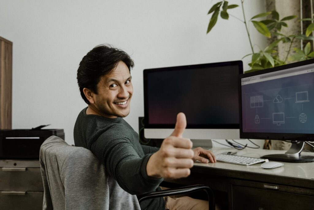 businesspeople in an office 2025 02 09 23 48 17 utc scaled.jpg